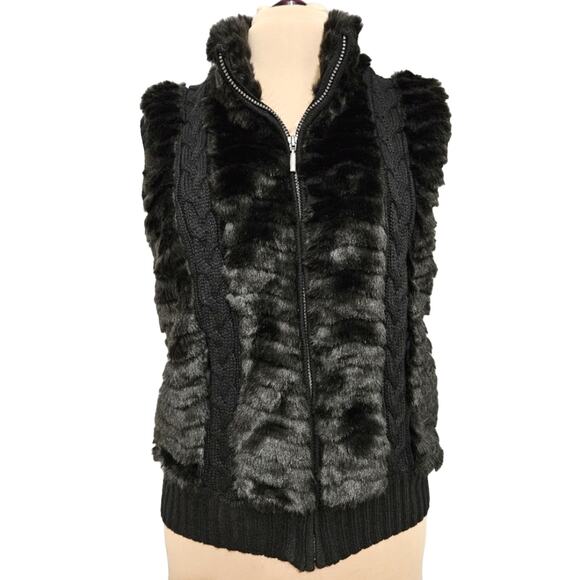 Roz & Ali Jackets & Blazers - Roz & Ali Vest Black Faux Fur and Ribbed Knit Full Zip Sleeveless Jacket Large